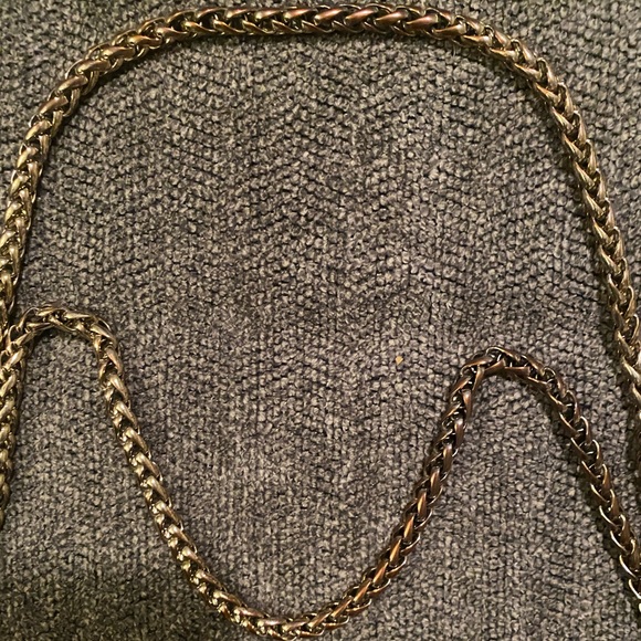 GENUINE ELIE TAHARI 100% LEATHER TOTE - Picture 4 of 10